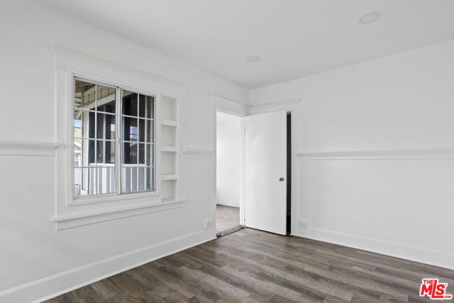 1516 W 11th Place, Los Angeles, CA 90015