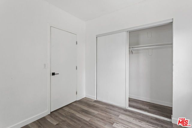 1516 W 11th Place, Los Angeles, CA 90015
