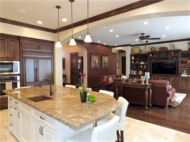 2104 Ruhland Avenue, Redondo Beach, CA 90278