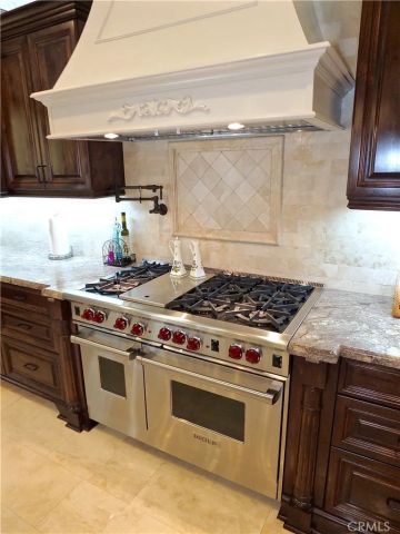 2104 Ruhland Avenue, Redondo Beach, CA 90278
