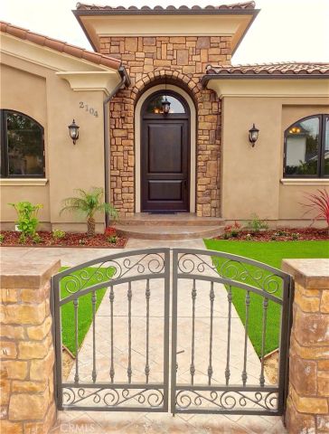 2104 Ruhland Avenue, Redondo Beach, CA 90278