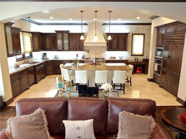 2104 Ruhland Avenue, Redondo Beach, CA 90278