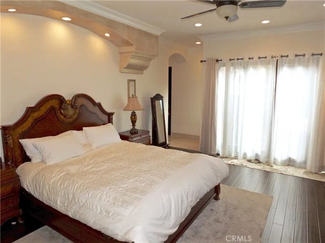 2104 Ruhland Avenue, Redondo Beach, CA 90278