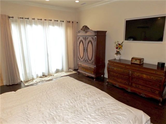 2104 Ruhland Avenue, Redondo Beach, CA 90278