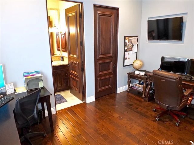 2104 Ruhland Avenue, Redondo Beach, CA 90278