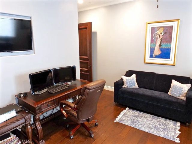 2104 Ruhland Avenue, Redondo Beach, CA 90278