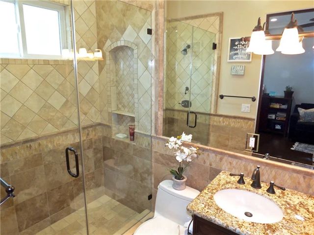 2104 Ruhland Avenue, Redondo Beach, CA 90278