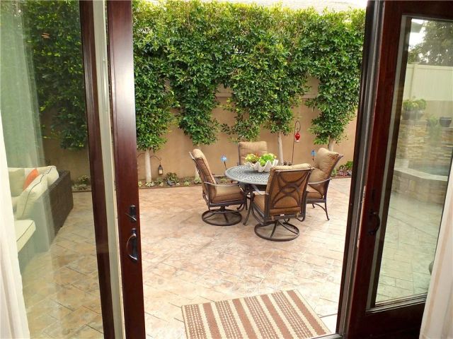 2104 Ruhland Avenue, Redondo Beach, CA 90278