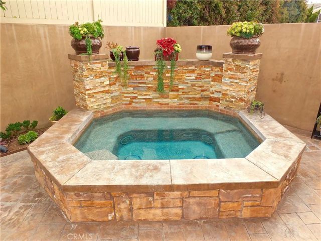 2104 Ruhland Avenue, Redondo Beach, CA 90278