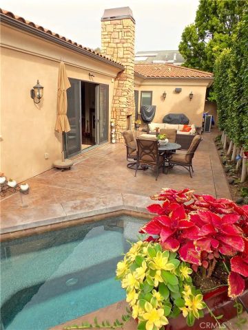 2104 Ruhland Avenue, Redondo Beach, CA 90278