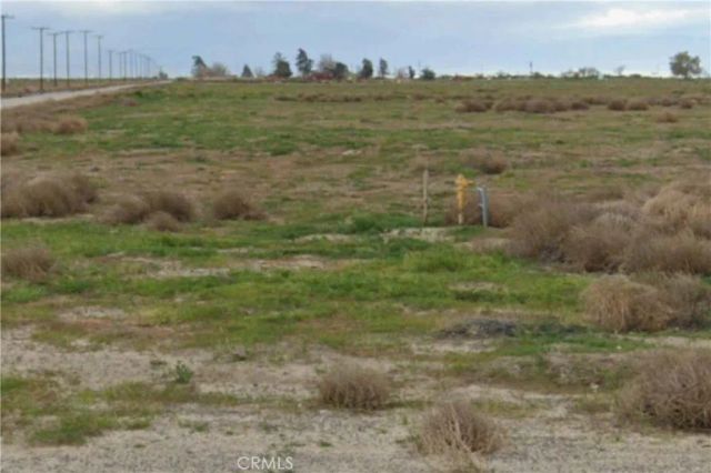 11000 Avenue J, Lancaster, CA 93535