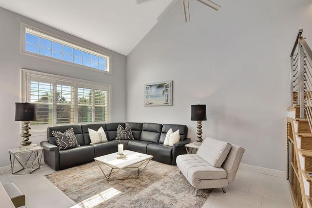 205 Mainsail Circle, Jupiter, FL 33477