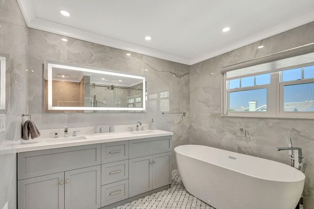 205 Mainsail Circle, Jupiter, FL 33477