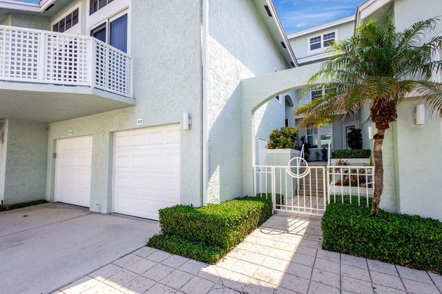 205 Mainsail Circle, Jupiter, FL 33477