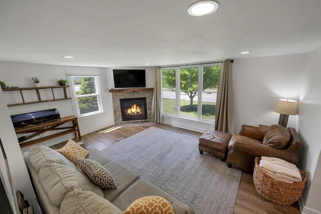 1319 RIVERSIDE DRIVE, Suamico, WI 54173