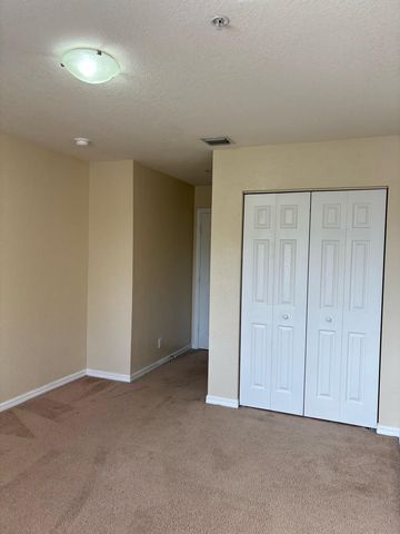 5330 SE Mitchell Lane, Stuart, FL 34997