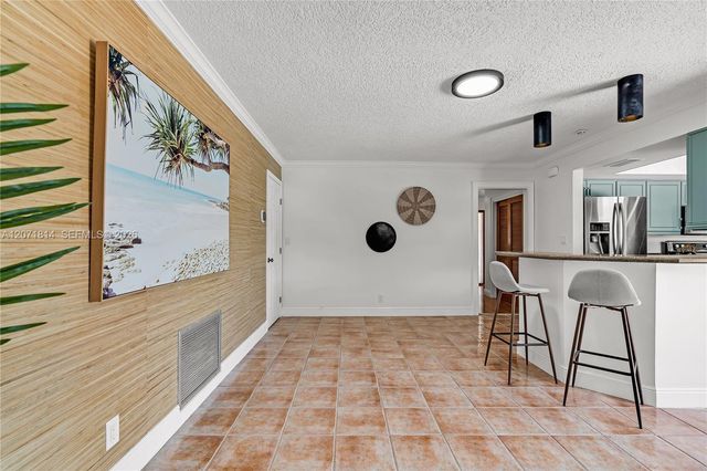 6421 NE 22nd Avenue, Fort Lauderdale, FL 33308