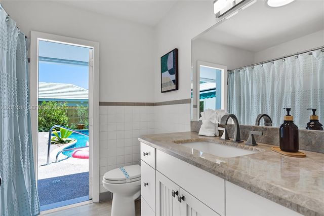 6421 NE 22nd Avenue, Fort Lauderdale, FL 33308