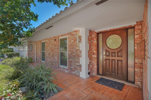 6421 NE 22nd Avenue, Fort Lauderdale, FL 33308