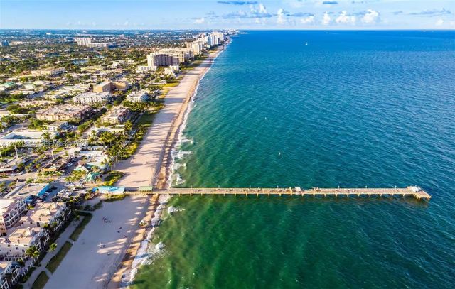 6421 NE 22nd Avenue, Fort Lauderdale, FL 33308