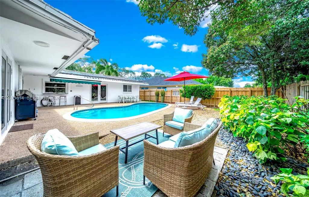 6421 NE 22nd Avenue, Fort Lauderdale, FL 33308