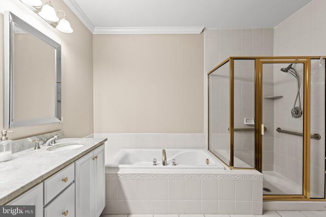 2022 CRESCENT WAY, Cherry Hill, NJ 08002