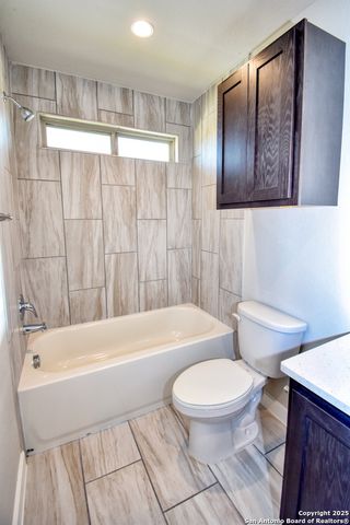 8302 Via Verona Unit 104, San Antonio, TX 78227