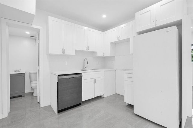 11406 NW 17th Avenue, Miami, FL 33167