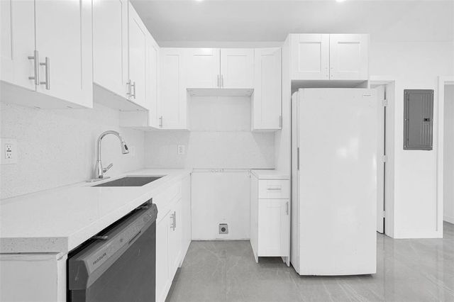 11406 NW 17th Avenue, Miami, FL 33167