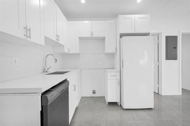 11406 NW 17th Avenue, Miami, FL 33167