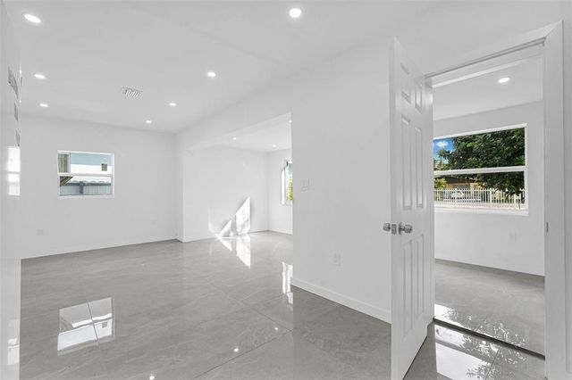 11406 NW 17th Avenue, Miami, FL 33167