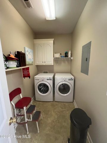 303 Commonsgate Drive, Goldsboro, NC 27530