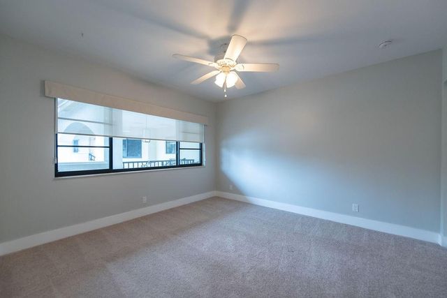 64 ISLE OF VENICE Drive APT 22, Fort Lauderdale, FL 33301