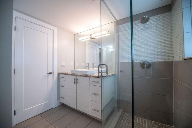 64 ISLE OF VENICE Drive APT 22, Fort Lauderdale, FL 33301