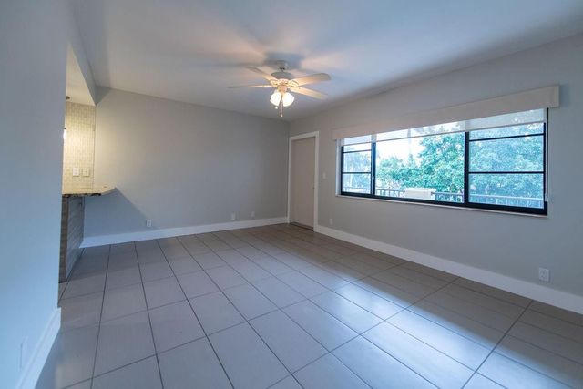 64 ISLE OF VENICE Drive APT 22, Fort Lauderdale, FL 33301