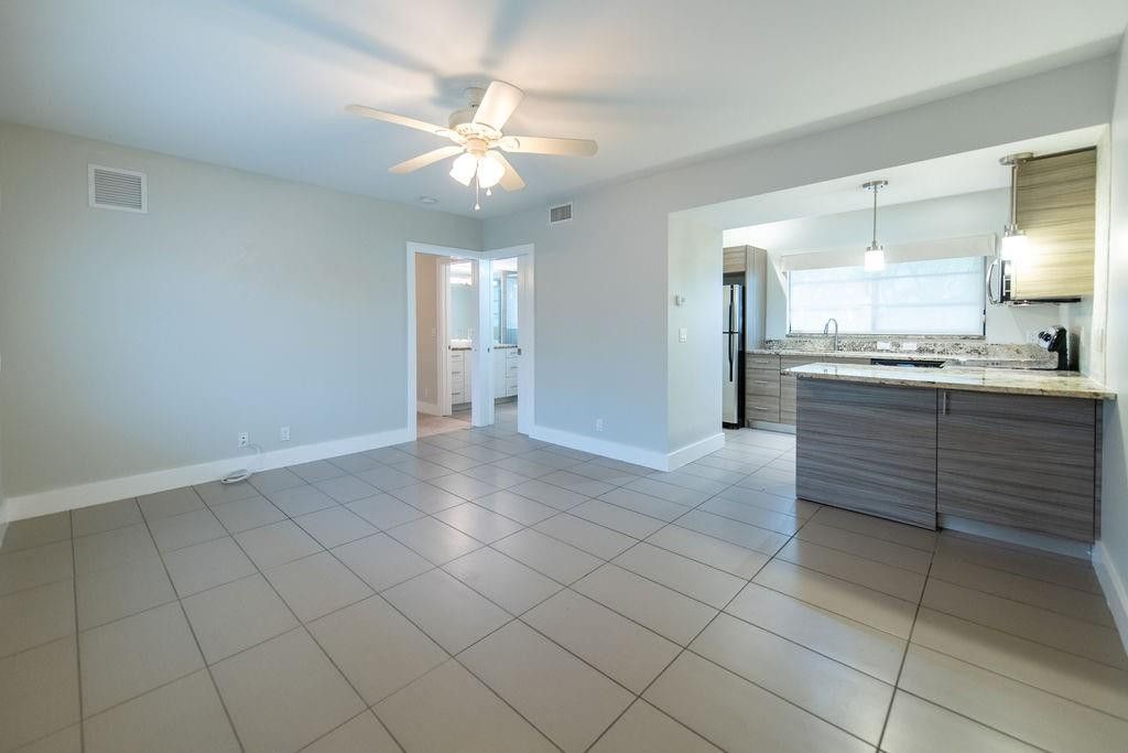 64 ISLE OF VENICE Drive APT 22, Fort Lauderdale, FL 33301