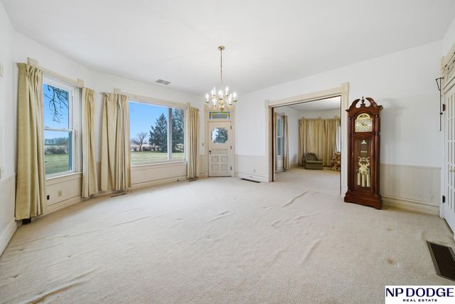 9752 County Road 3, Nickerson, NE 68122