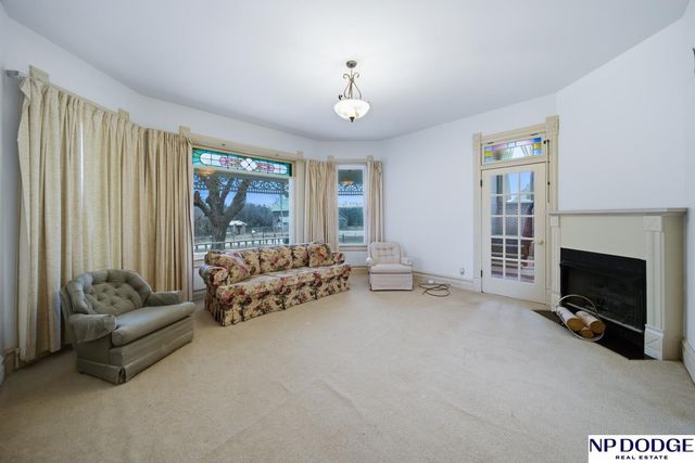 9752 County Road 3, Nickerson, NE 68122