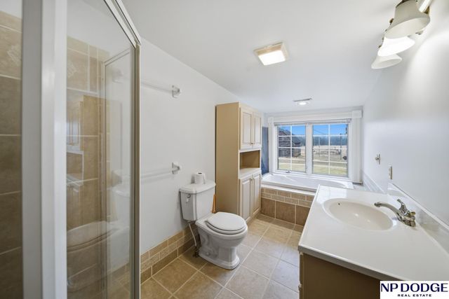 9752 County Road 3, Nickerson, NE 68122