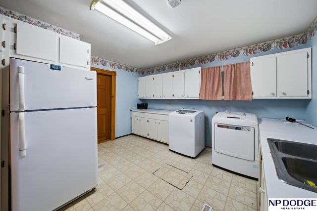 9752 County Road 3, Nickerson, NE 68122