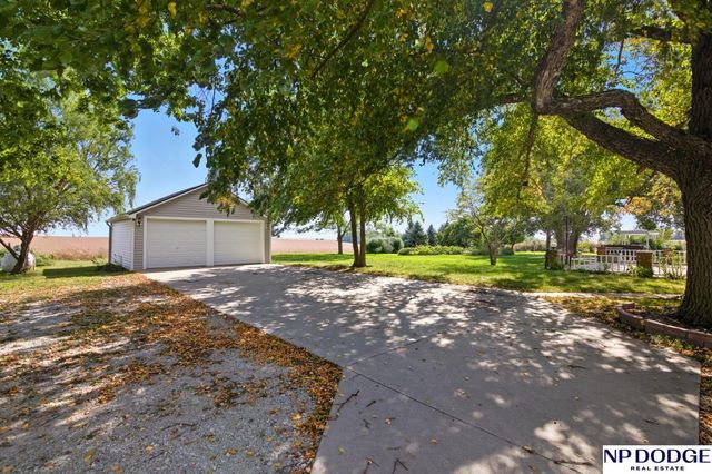 9752 County Road 3, Nickerson, NE 68122