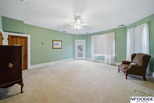 9752 County Road 3, Nickerson, NE 68122