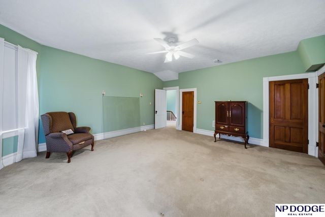 9752 County Road 3, Nickerson, NE 68122