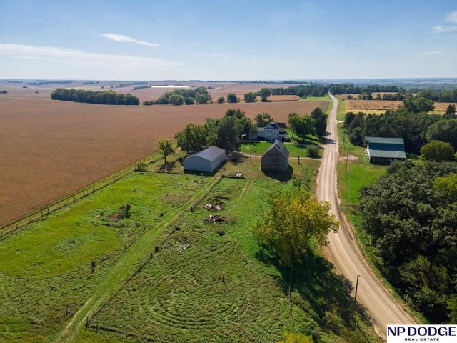 9752 County Road 3, Nickerson, NE 68122