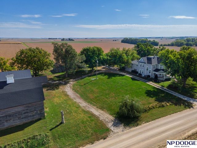 9752 County Road 3, Nickerson, NE 68122