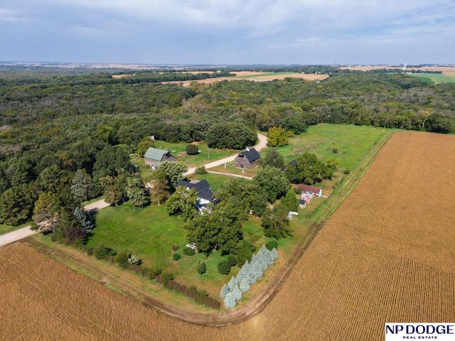 9752 County Road 3, Nickerson, NE 68122