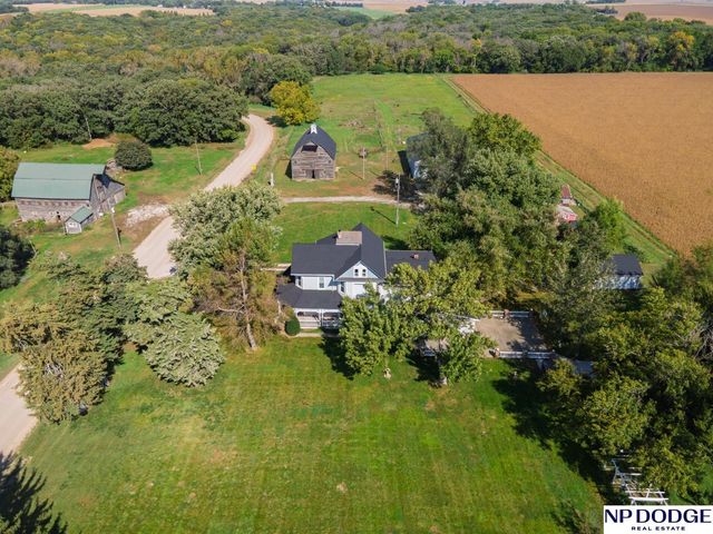 9752 County Road 3, Nickerson, NE 68122