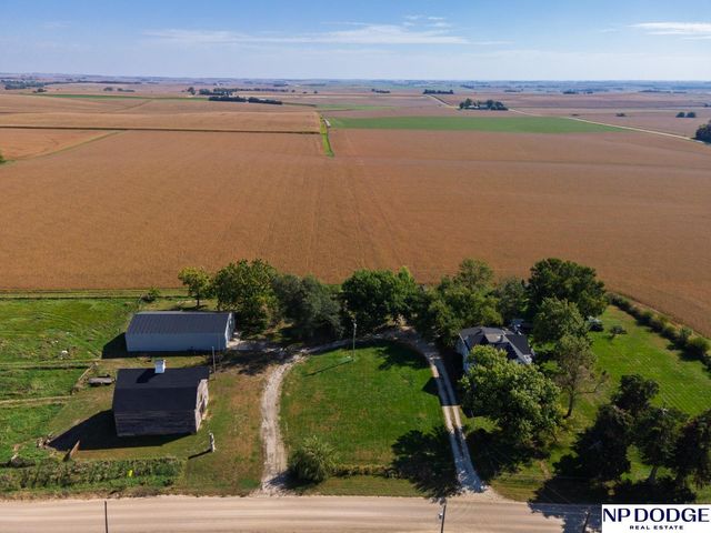 9752 County Road 3, Nickerson, NE 68122