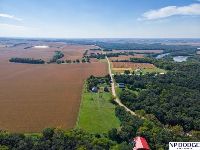 9752 County Road 3, Nickerson, NE 68122