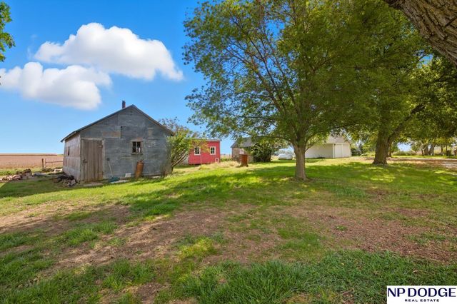 9752 County Road 3, Nickerson, NE 68122